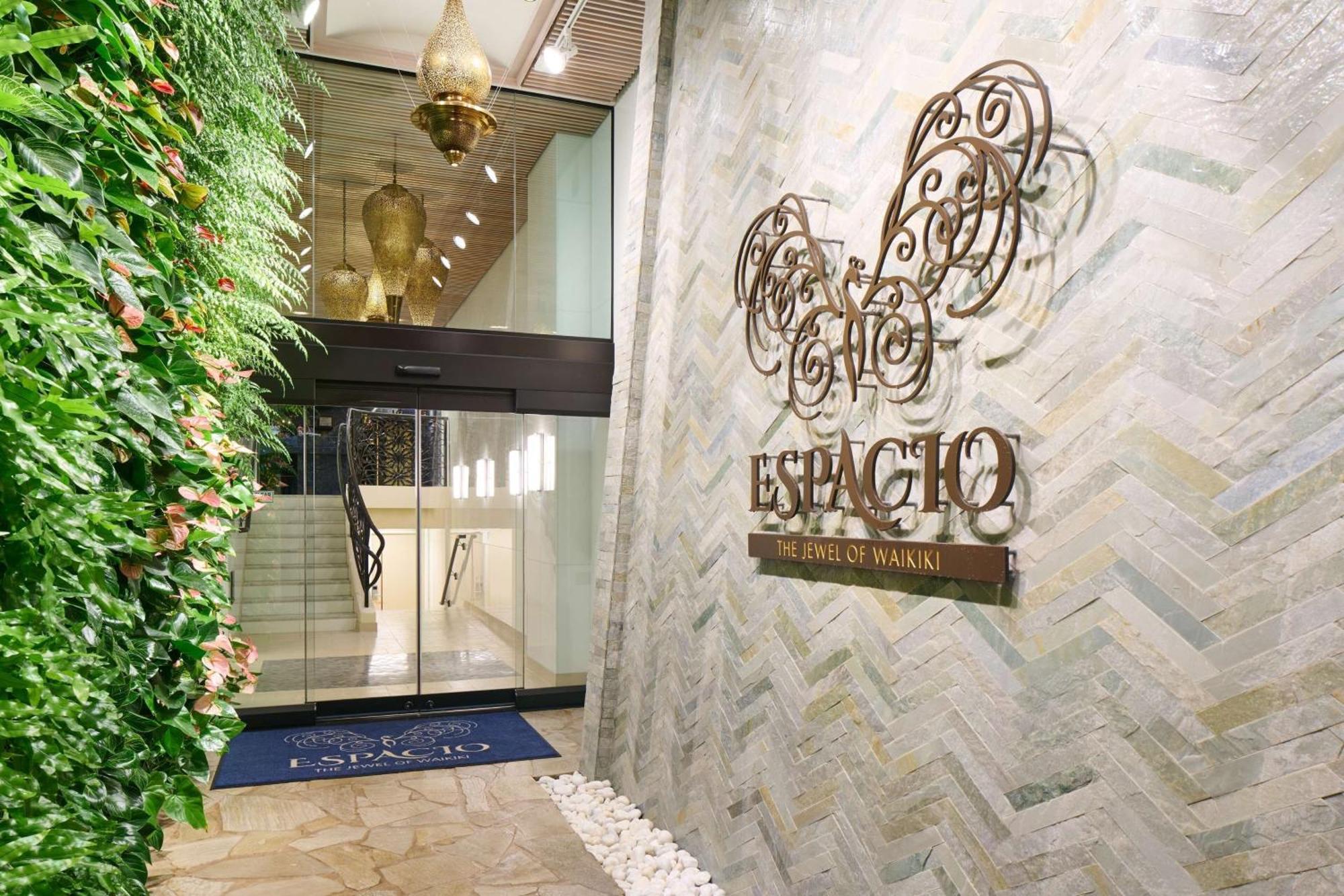 Espacio The Jewel Of Waikiki Hotel Honolulu Exterior photo